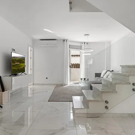 Elegant By Costarentals - Ref 236 Apartman *