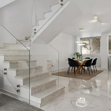 Elegant By Harbour By Costarentals - Ref 236 *
