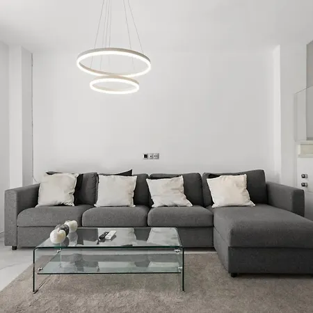 Elegant By Harbour By Costarentals - Ref 236 Apartment